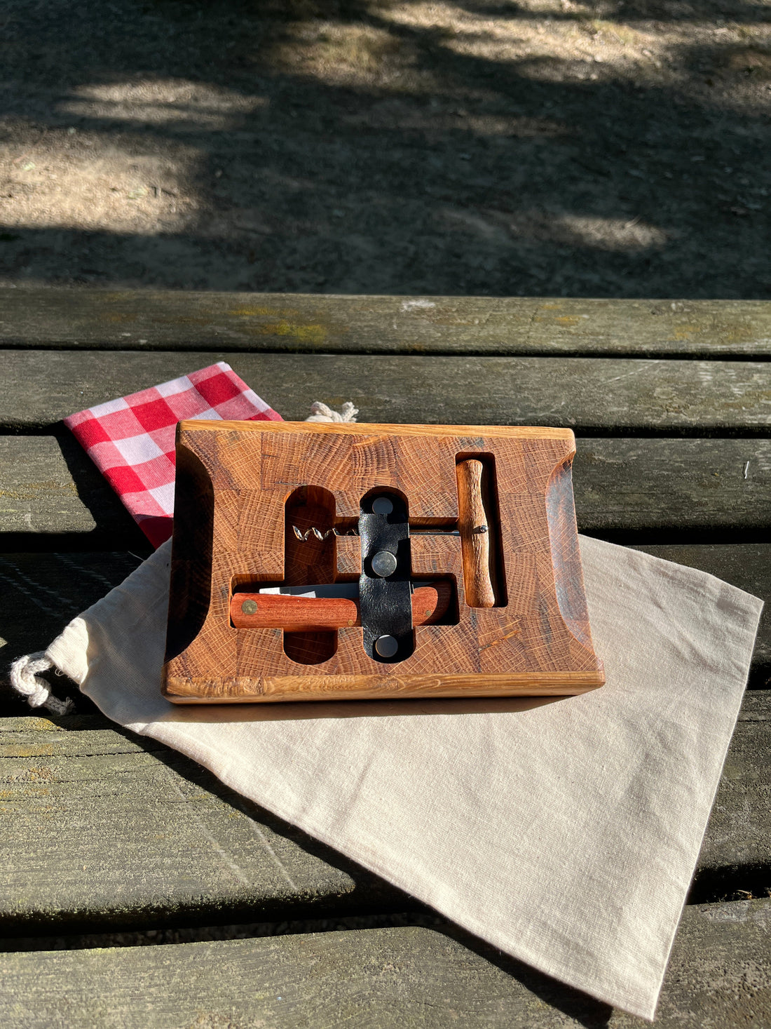 La Planchinette : l’accessoire parfait pour vos apéros et pique-niques