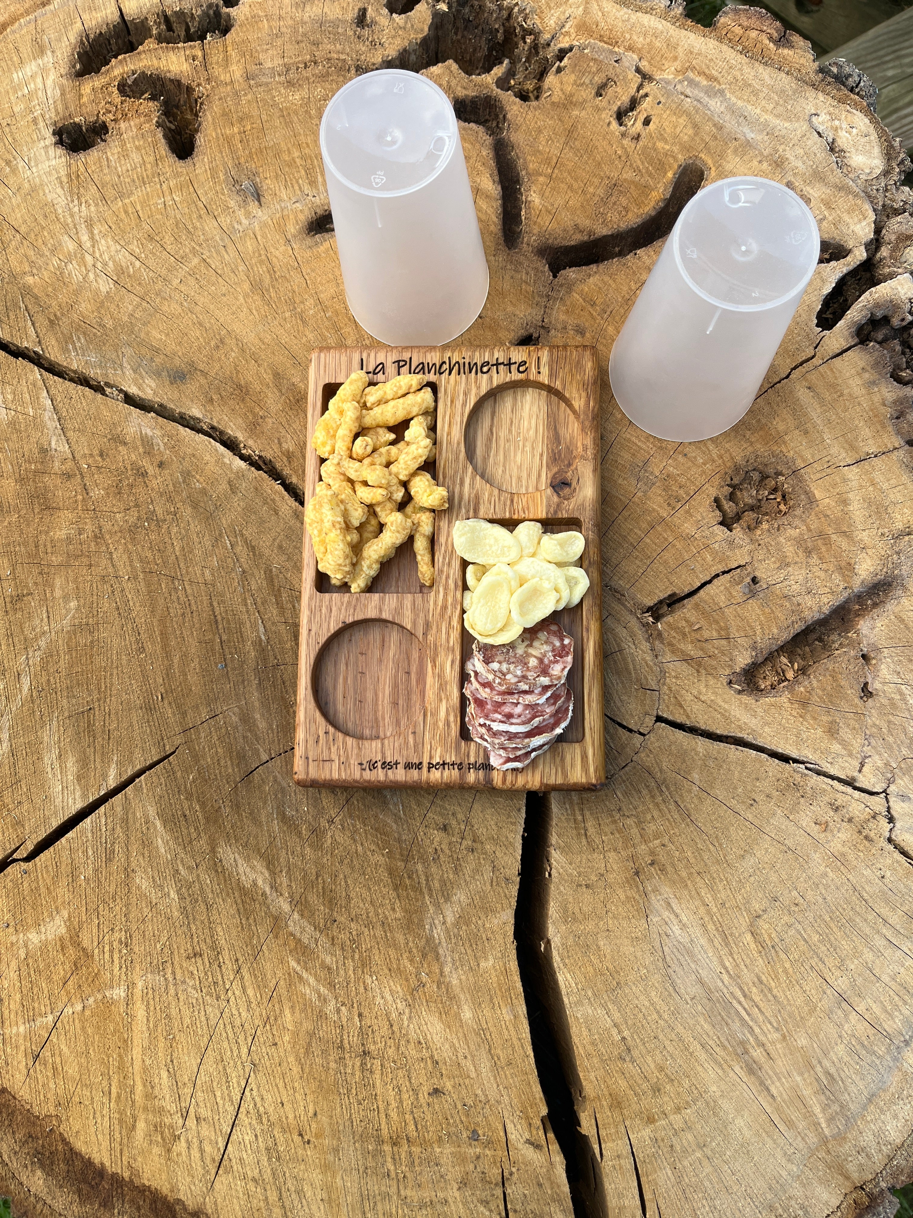 Planche Duo Apéro – Planchinette en bois avec 2 verres inclus (14cm x 21cm)