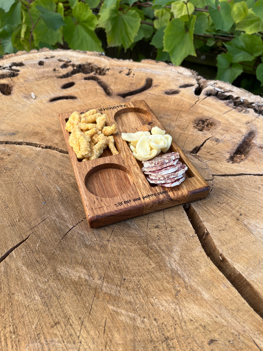 Planche Duo Apéro – Planchinette en bois avec 2 verres inclus (14cm x 21cm)