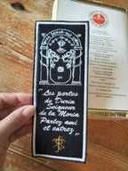 Marque-pages brodés “Portes d’Eregion & Symbole Elfique” – Broderie & Grimoire