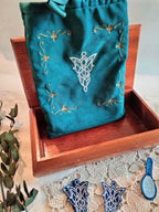 Pochette à livre “Evenstar” – Broderie & Grimoire